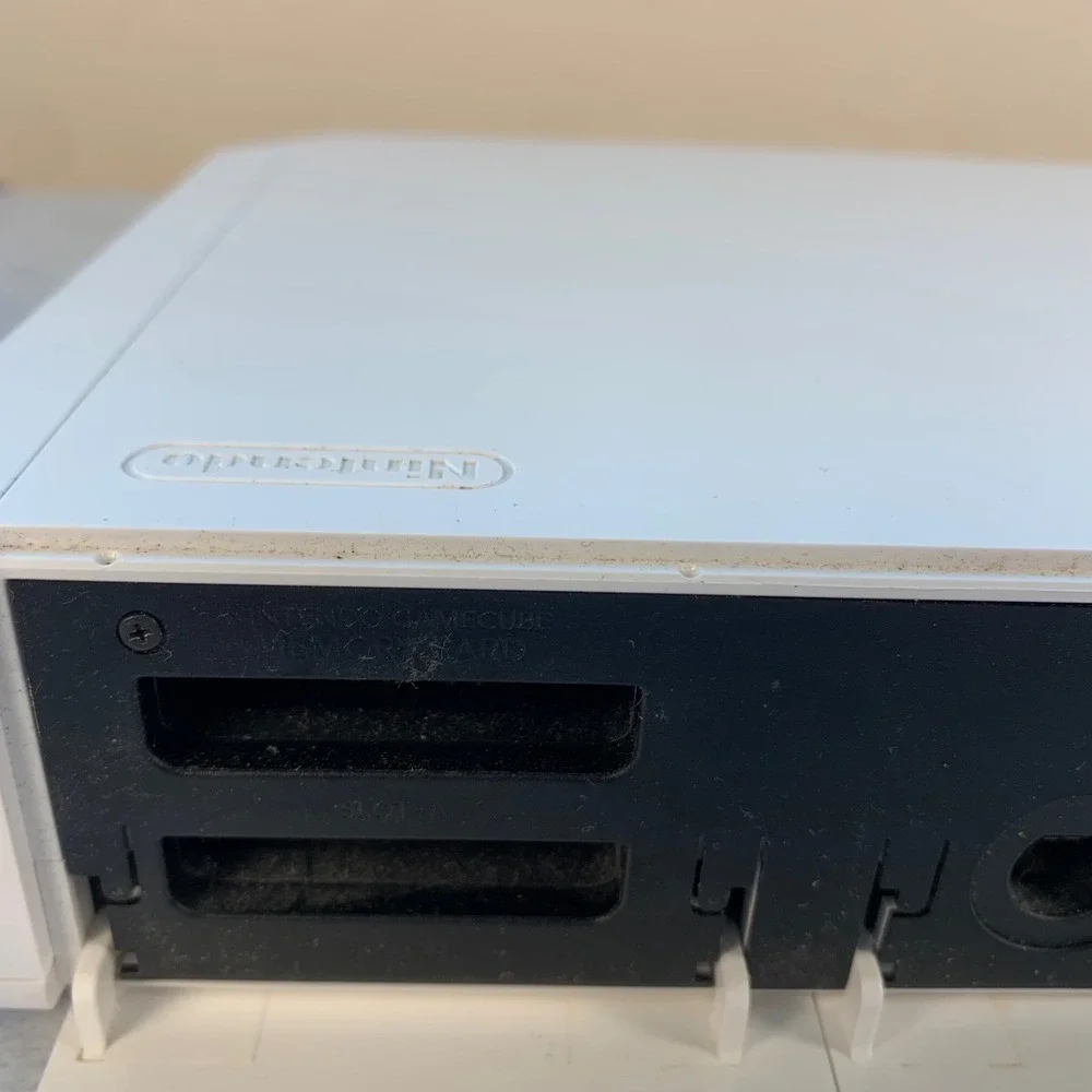 Nintendo Wii RVL-001 Console Bundle Remote Sensor Bar Untested No Power Cord